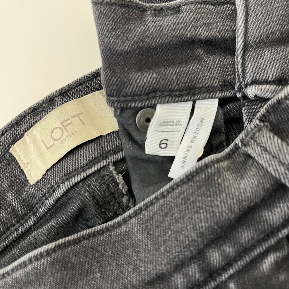 LOFT Outlet Women’s Modern Skinny Jeans Gray Black Wash Size 6 Mid Rise - Picture 4 of 10